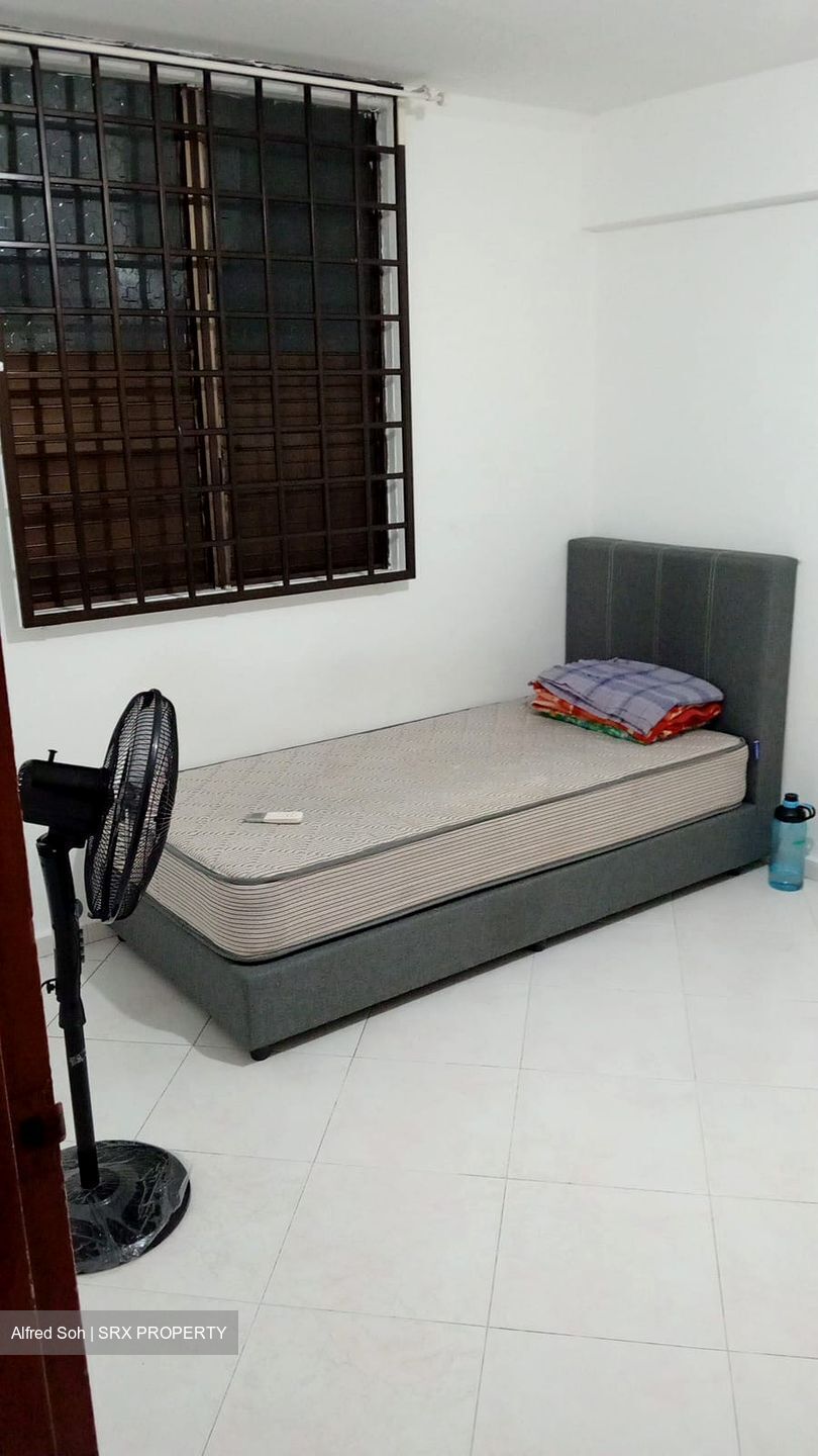 Blk 98 Crescent View (Queenstown), HDB 3 Rooms #503903481